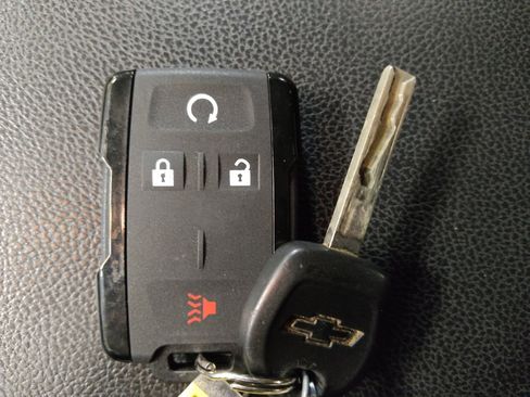 Used 2019 Chevrolet Colorado LT RWD image 32
