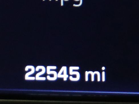 Used 2024 Chevrolet Suburban High Country w/ Advanced Technology Package image 27