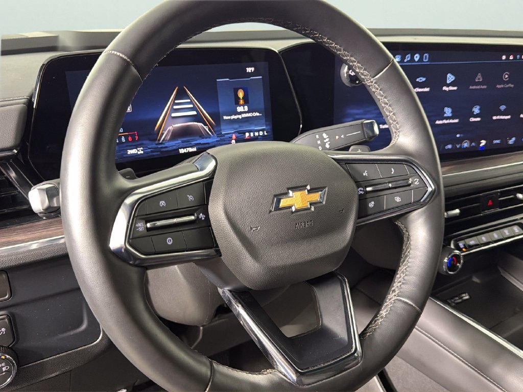 Certified 2026 Chevrolet Suburban LT w/ Comfort Package AWD/4WD image 22