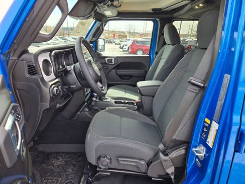 New 2026 Jeep Gladiator Sport image 14