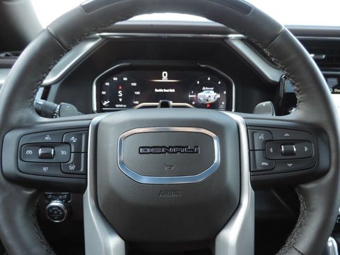 Used 2024 GMC Sierra 1500 Denali AWD/4WD image 33