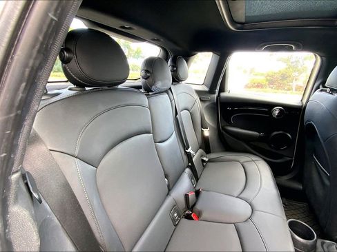 Certified 2023 MINI Cooper S image 27