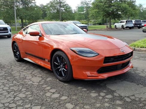 Used 2024 Nissan Z Performance w/ Heritage Edition RWD image 3