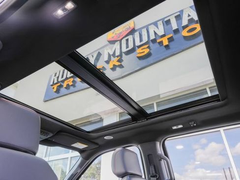 Used 2025 Ford F150 Raptor AWD/4WD image 42
