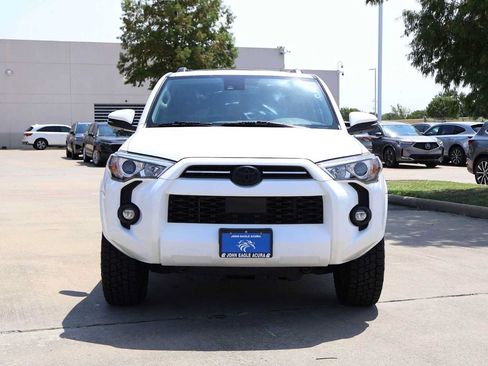 Used 2023 Toyota 4Runner SR5 Premium RWD image 6