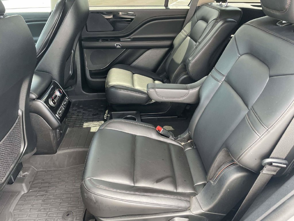 Used 2024 Lincoln Aviator 2WD w/ Premium Package image 12