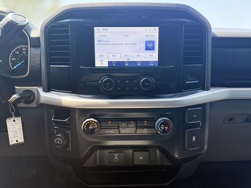 Used 2021 Ford F150 XLT AWD/4WD image 34
