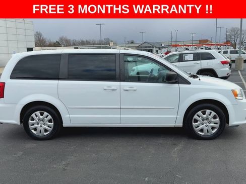 Used 2017 Dodge Grand Caravan SE image 9