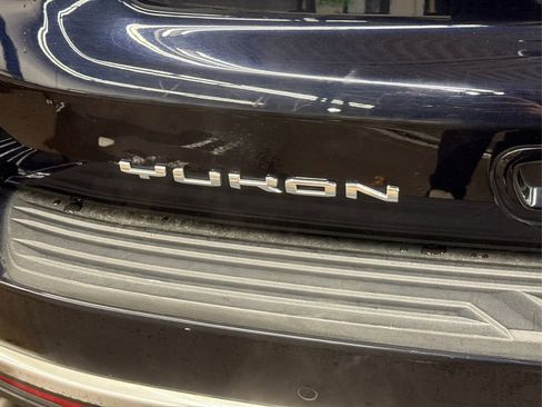 Used 2022 GMC Yukon Denali image 15