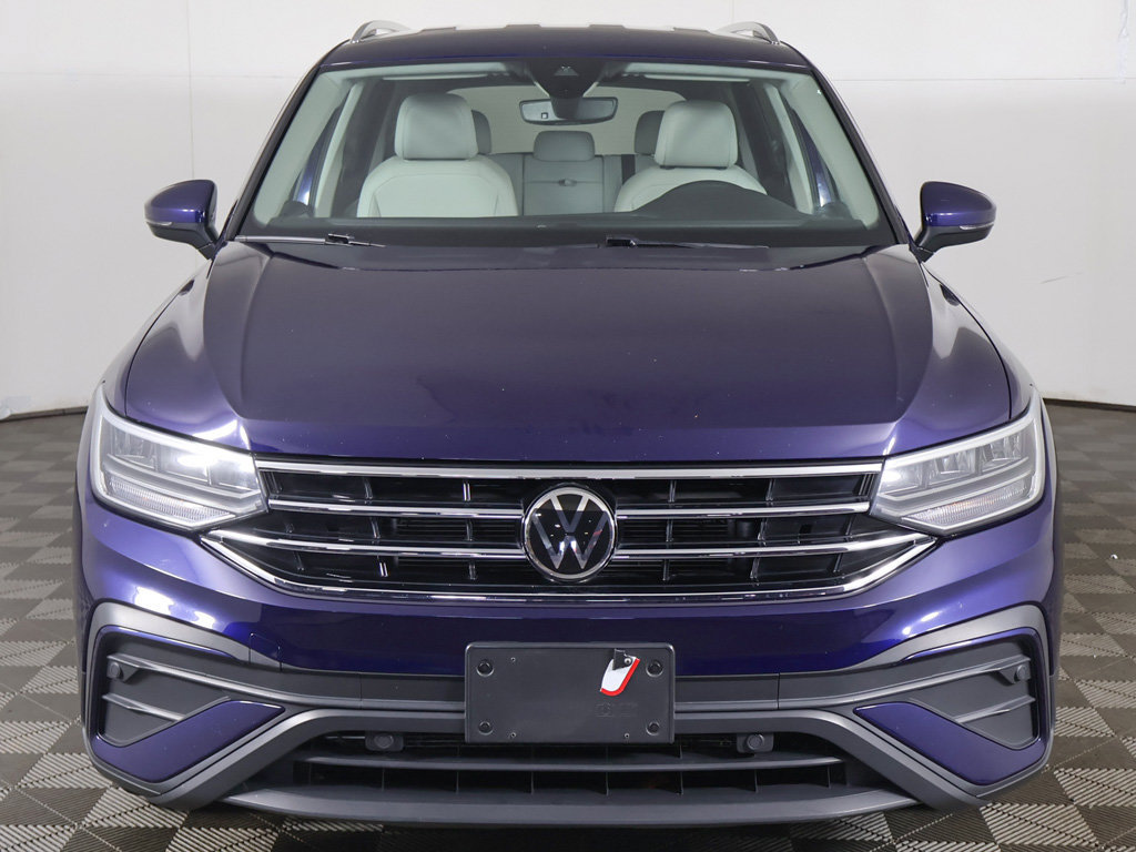 Used 2023 Volkswagen Tiguan SE AWD/4WD image 10