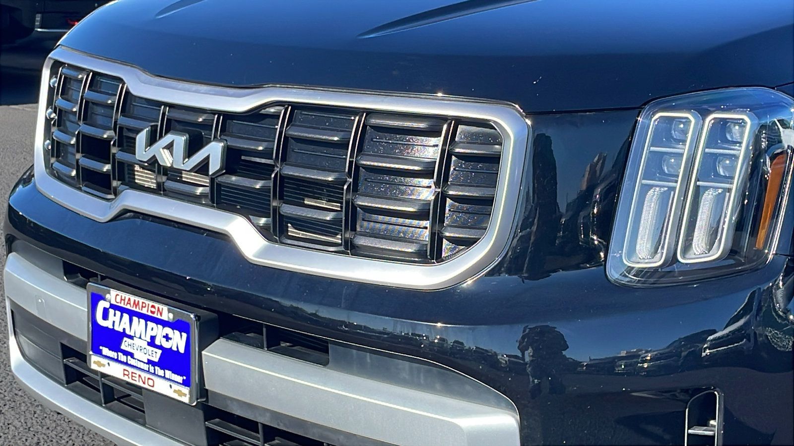 Used 2025 Kia Telluride S AWD/4WD image 9