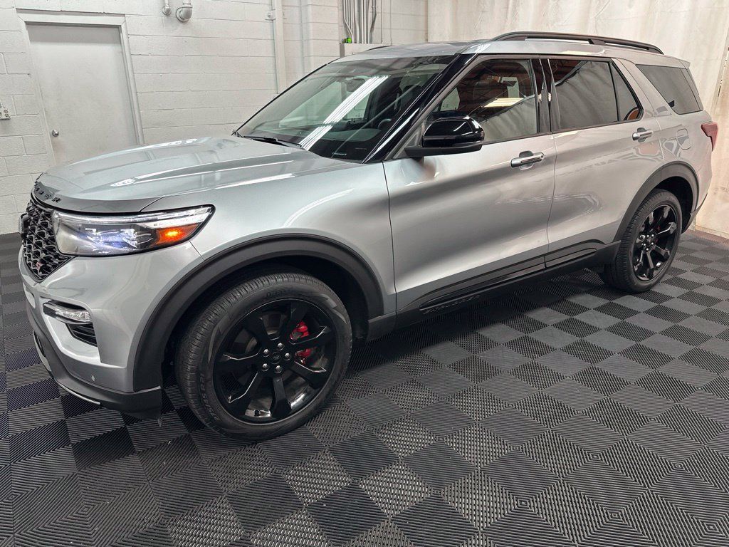 Used 2024 Ford Explorer ST w/ Equipment Group 401A AWD/4WD image 5