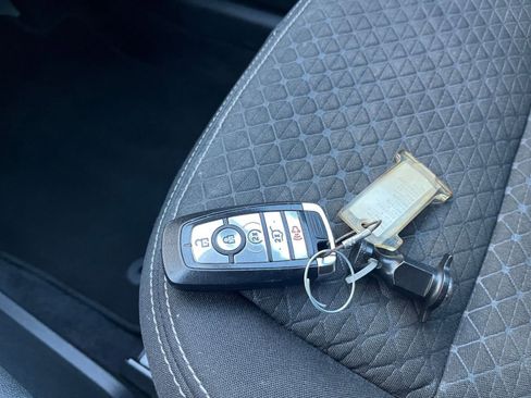 Used 2023 Ford Escape Active image 22