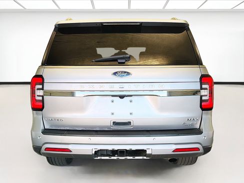 Used 2022 Ford Expedition Max Limited image 5