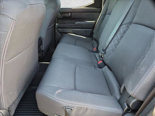 Certified 2025 Toyota Tacoma SR5 AWD/4WD image 18