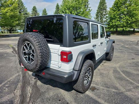 New 2026 Jeep Wrangler Unlimited Rubicon w/ Steel Bumper Group AWD/4WD image 6