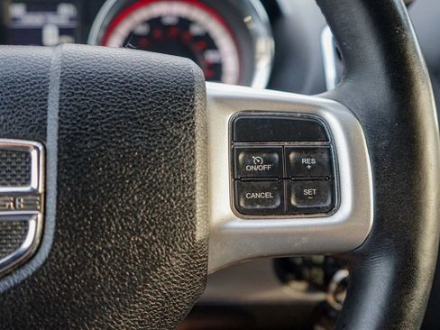 Used 2019 Dodge Grand Caravan GT FWD image 25