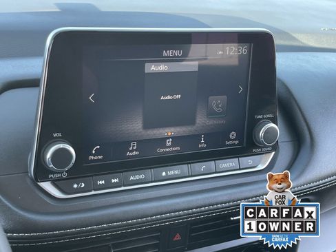 Certified 2025 Nissan Rogue SV FWD image 29