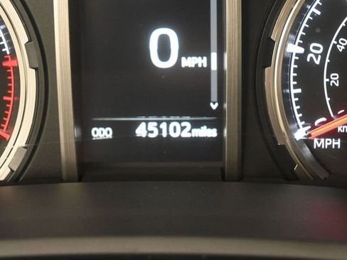 Used 2024 Toyota 4Runner TRD Off-Road image 14