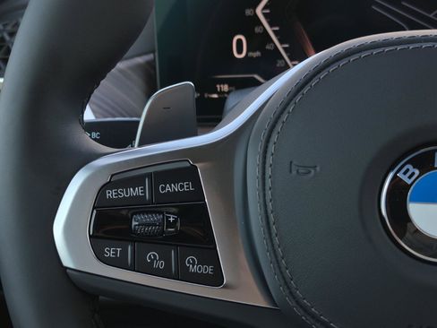 New 2026 BMW X6 xDrive40i w/ Executive Package image 13