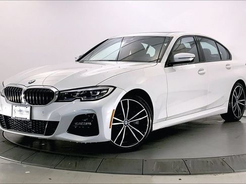 Used 2021 BMW 330i xDrive Sedan AWD/4WD image 11