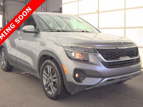 Used 2021 Kia Seltos S AWD/4WD image 3