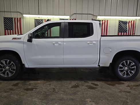 New 2026 Chevrolet Silverado 1500 LT image 3
