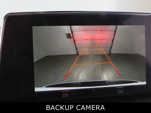 Used 2022 GMC Yukon AT4 image 20