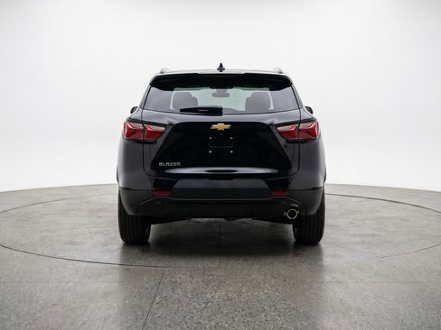 Used 2025 Chevrolet Blazer LT image 7