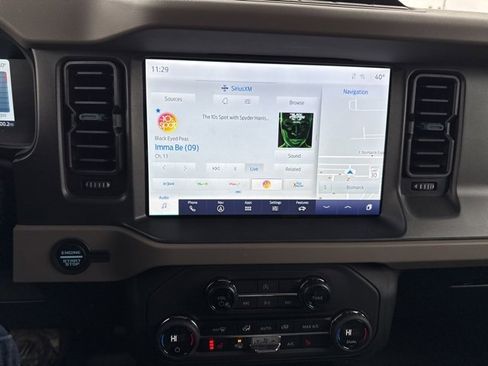 Used 2024 Ford Bronco Wildtrak image 15