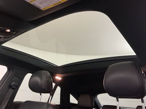 Used 2019 Mercedes-Benz GLE 43 AMG GLE 43 AMG image 24