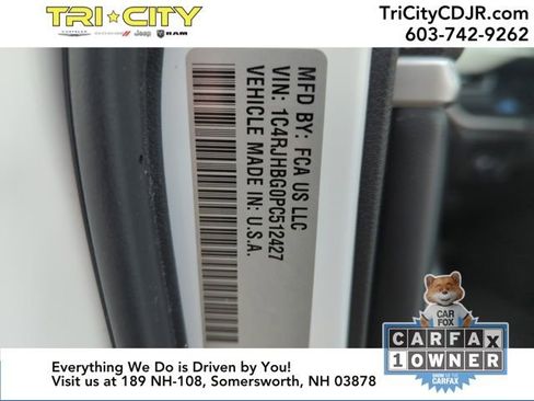 Used 2023 Jeep Grand Cherokee Limited w/ Luxury Tech Group II image 40