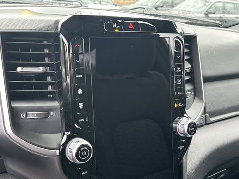 New 2026 RAM 1500 4x4 Crew Cab image 30