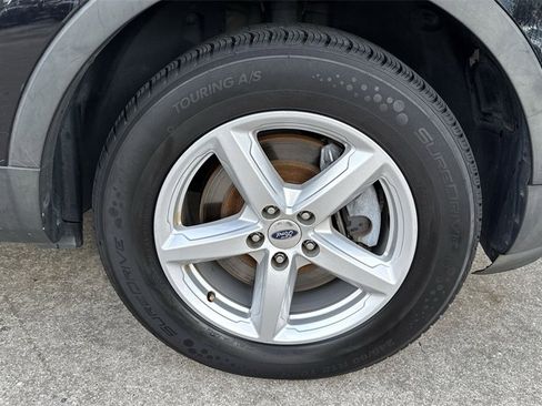 Used 2019 Ford Explorer XLT w/ Equipment Group 201A image 59