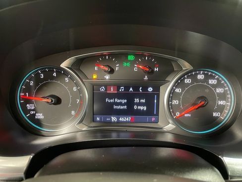 Used 2023 Chevrolet Traverse LT w/ LPO, Floor Liner Package image 15