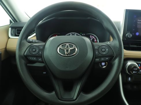 Used 2023 Toyota RAV4 XLE w/ Convenience Package image 12