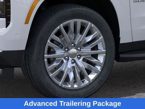 New 2026 Chevrolet Suburban LT image 10