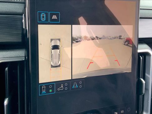 Used 2024 GMC Acadia Elevation w/ Luxury Package image 29