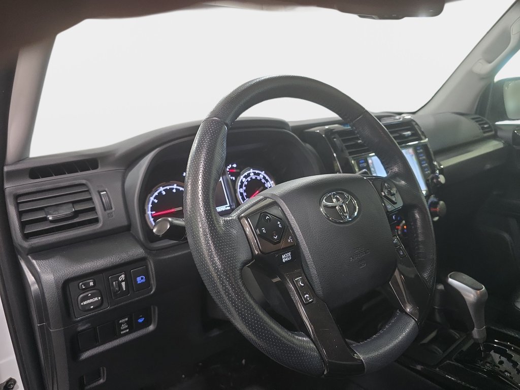 Used 2024 Toyota 4Runner TRD Off-Road Premium w/ Moonroof Package AWD/4WD image 22