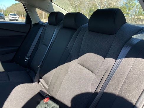 Certified 2025 Honda Accord SE image 40