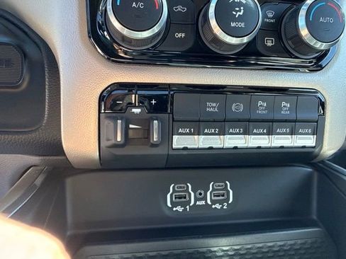 Used 2022 RAM 2500 Laramie AWD/4WD image 17