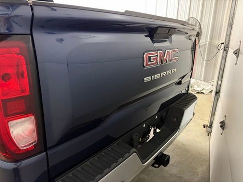 Used 2020 GMC Sierra 1500 SLE w/ SLE Value Package AWD/4WD image 7