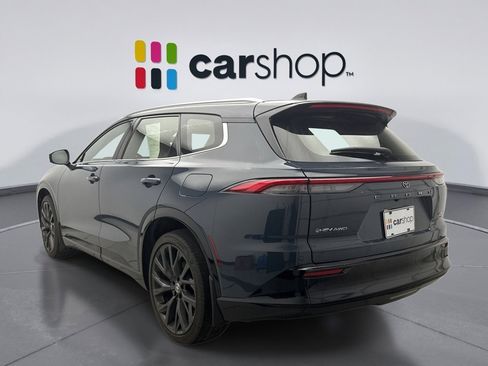 Used 2025 Toyota Crown Signia w/ Advanced Technology Package image 3