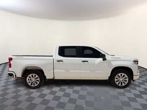 Used 2024 Chevrolet Silverado 1500 Custom AWD/4WD image 5