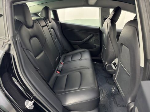 Used 2022 Tesla Model 3 Performance image 40