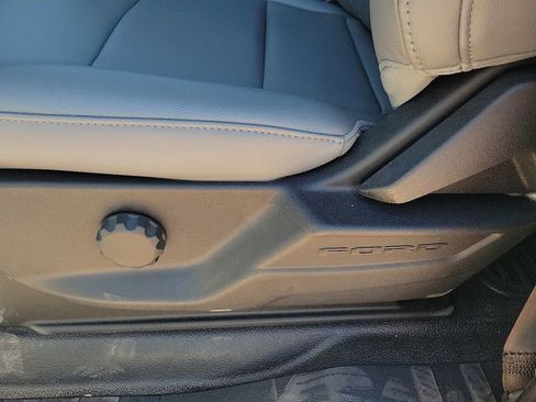 New 2024 Ford F550 4x4 SuperCab Super Duty image 19