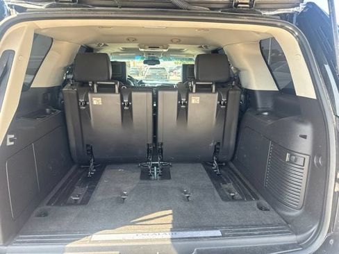 Used 2014 Cadillac Escalade Platinum AWD/4WD image 17