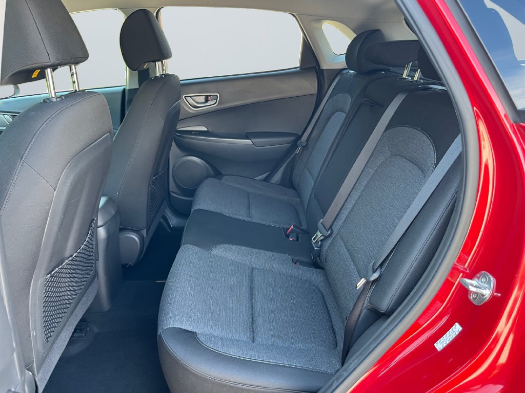 Used 2021 Hyundai Kona SEL FWD image 13