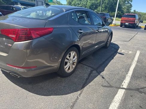 Used 2013 Kia Optima EX w/ Premium Pkg FWD image 2
