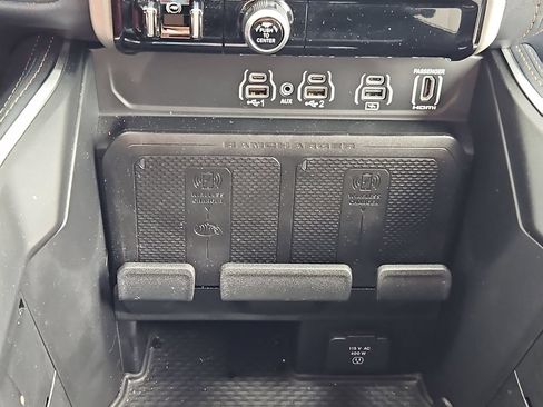 Used 2025 RAM 1500 Tungsten w/ Off Road Group AWD/4WD image 26